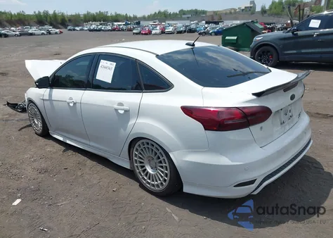 2016 Ford Focus Se z USA, uszkodzony, nr VIN 1FADP3F28GL223649